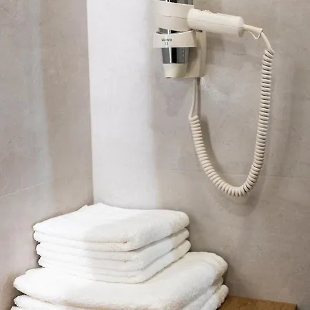 - Black Alice Z Balkonem I Klimatyzacja Lejlighed